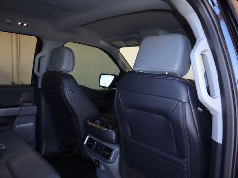 New 2025 Ford F150 Lariat w/ Equipment Group 501A Mid image 43