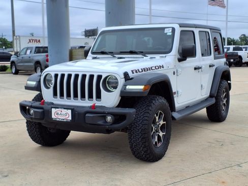 Used 2018 Jeep Wrangler Unlimited Rubicon w/ Dual Top Group AWD/4WD image 3