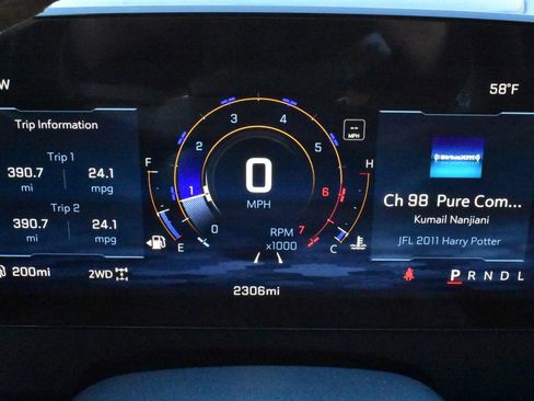 Used 2026 Chevrolet Traverse LT image 17