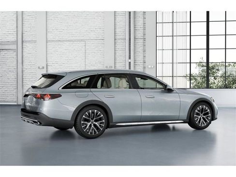 New 2026 Mercedes-Benz E 450 4MATIC All-Terrain Wagon image 19
