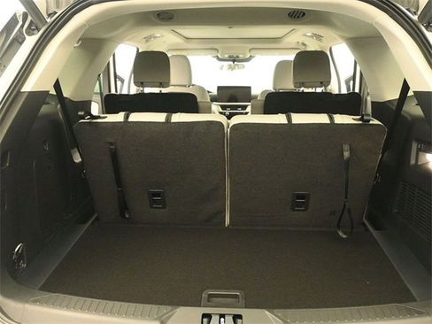 New 2026 Ford Explorer Active w/ Active Comfort Package image 21