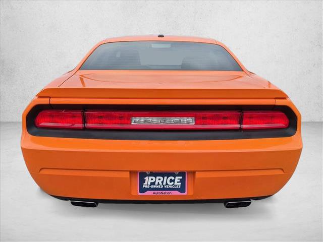 Used 2012 Dodge Challenger R/T RWD image 7