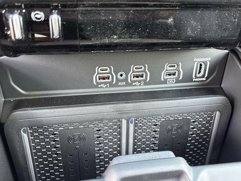 New 2026 RAM 2500 Limited AWD/4WD image 23
