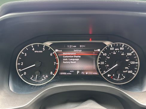 Used 2024 Nissan Rogue SV w/ SV Premium Package AWD/4WD image 35