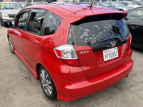 Used 2013 Honda Fit Sport image 4