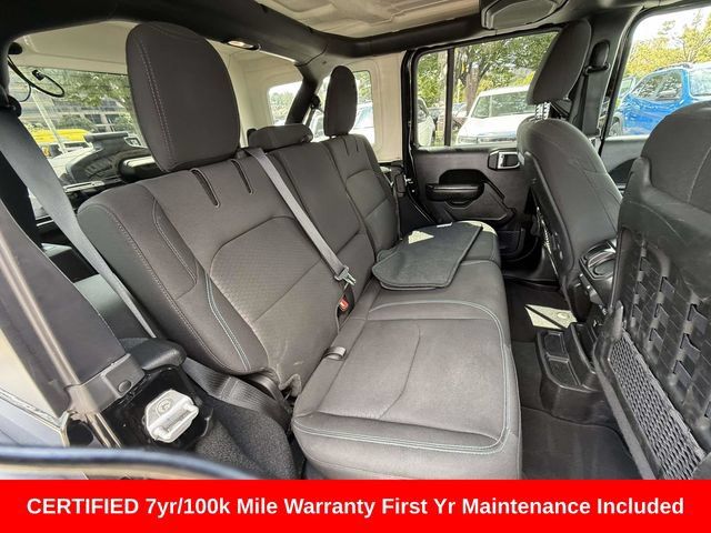 Certified 2022 Jeep Wrangler Unlimited Rubicon 4xe AWD/4WD image 11