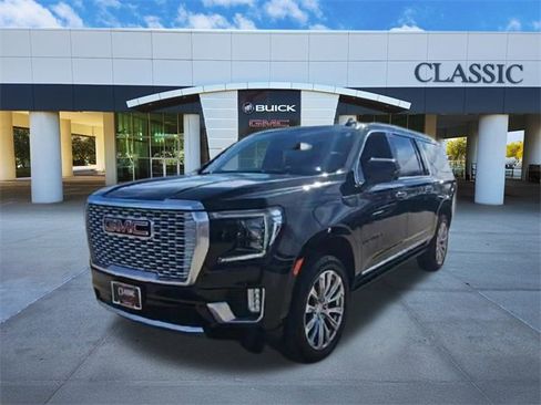 Used 2024 GMC Yukon XL Denali w/ Denali Reserve Package image 3