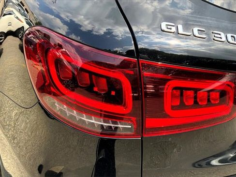 Used 2022 Mercedes-Benz GLC 300 image 25