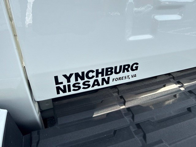 Used 2026 Nissan Frontier PRO-4X AWD/4WD image 13