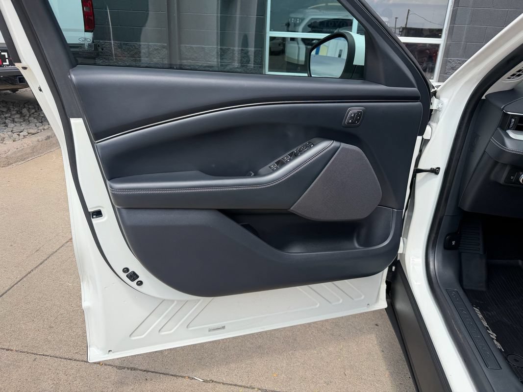 Used 2021 Ford Mustang Mach-E Select w/ Comfort/Appearance Package RWD image 19