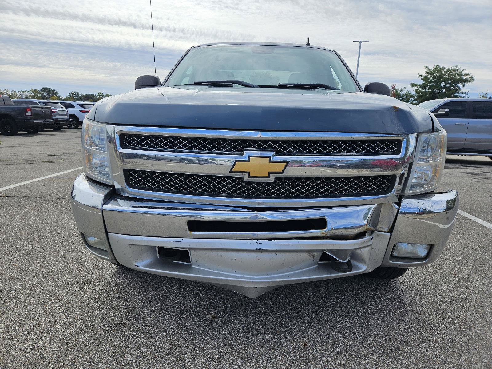 Used 2012 Chevrolet Silverado 1500 LT w/ All-Star Edition AWD/4WD image 2