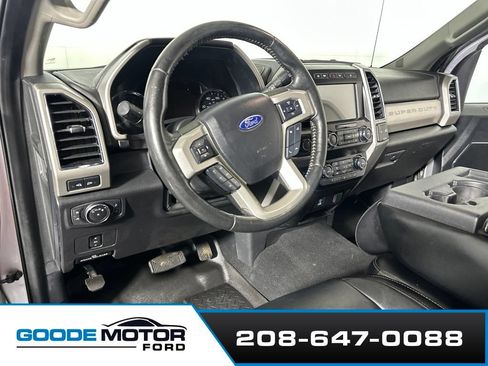 Certified 2020 Ford F250 Lariat w/ Lariat Value Package AWD/4WD image 9