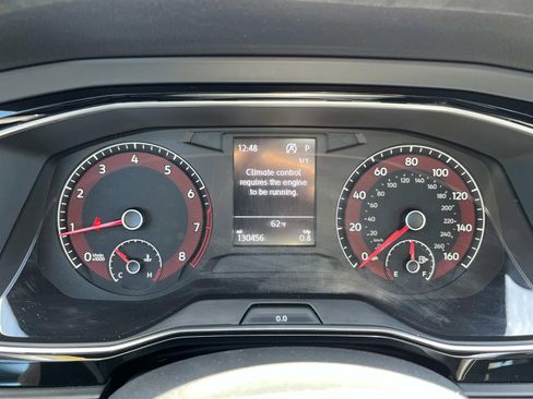 Used 2019 Volkswagen Jetta SE FWD image 35