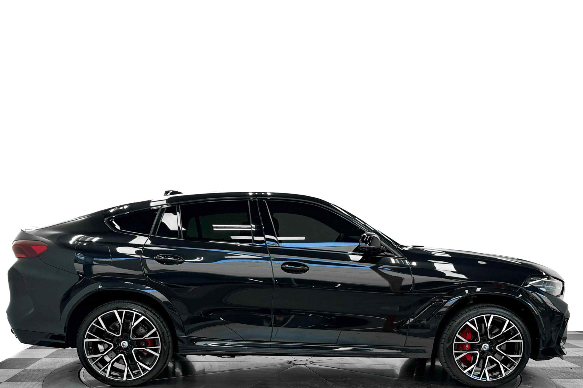 Used 2023 BMW X6 M w/ Competition Package AWD/4WD image 2