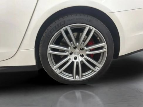 Used 2015 Maserati Quattroporte S Q4 AWD/4WD image 27