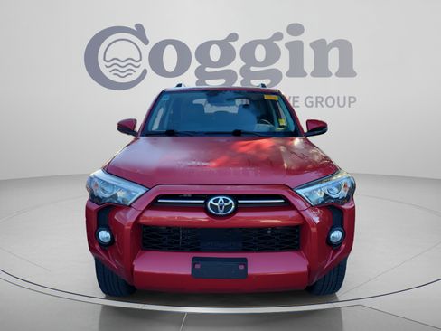 Used 2020 Toyota 4Runner SR5 Premium AWD/4WD image 6