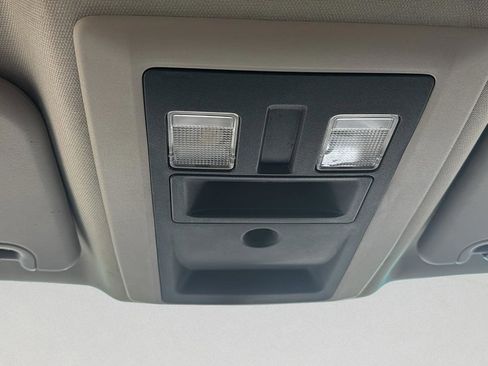 Used 2011 RAM 2500 SLT w/ Popular Equipment Group image 16