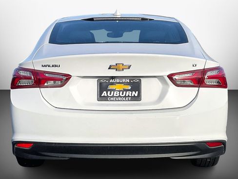 Certified 2022 Chevrolet Malibu LT image 3