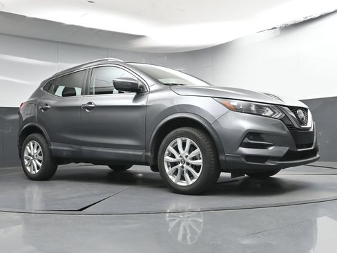 Used 2020 Nissan Rogue Sport SV FWD image 22