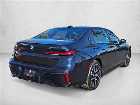 New 2026 BMW 750e xDrive AWD/4WD image 2