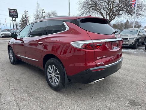 Certified 2024 Buick Enclave Essence w/ Technology Package image 7