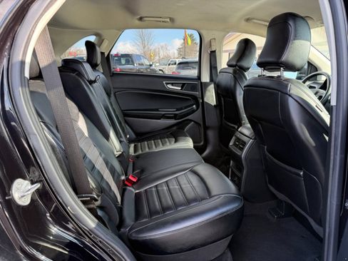 Used 2022 Ford Edge SEL image 15