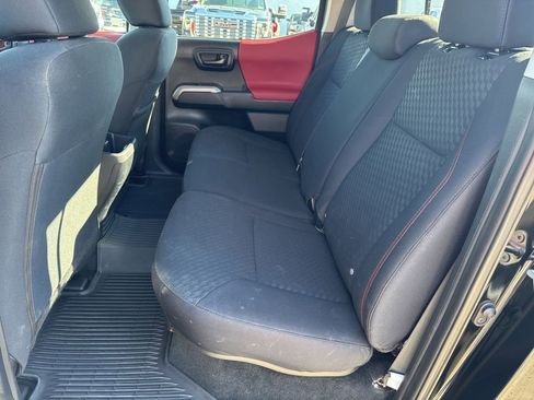 Used 2023 Toyota Tacoma SR5 AWD/4WD image 6