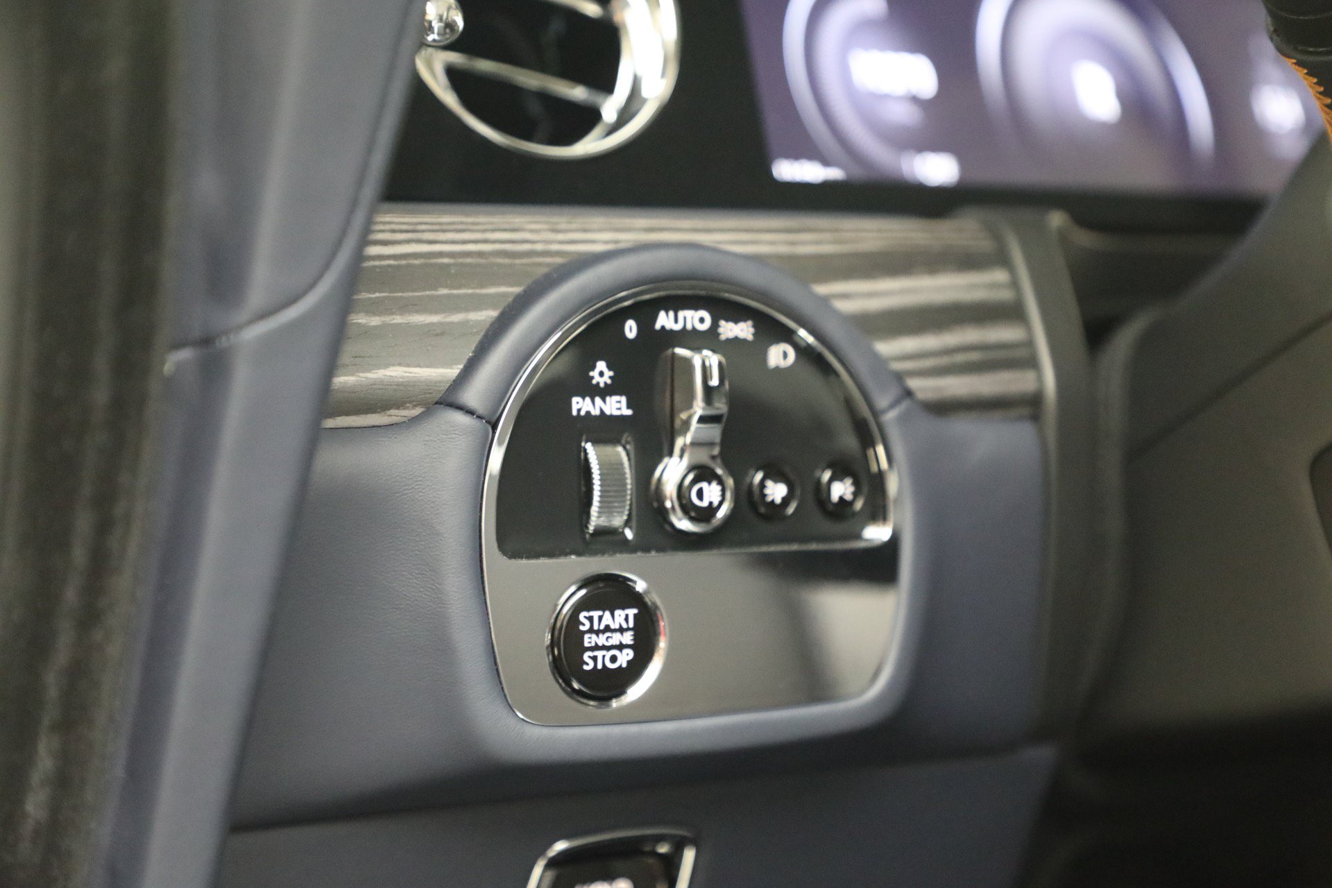 Certified 2024 Rolls-Royce Spectre w/ Spectre Launch Package AWD/4WD image 34