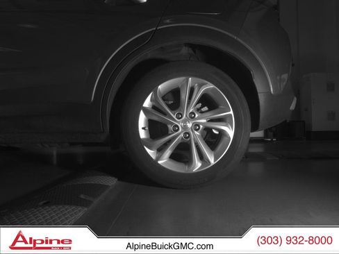 Used 2021 Buick Encore GX Preferred AWD/4WD image 11