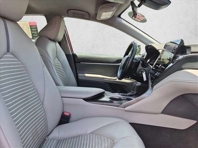 Used 2021 Toyota Camry SE FWD image 21