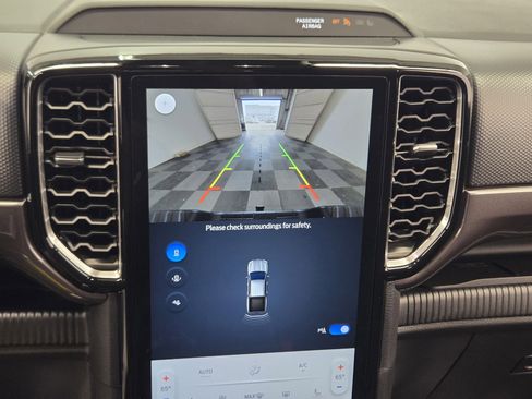 Certified 2025 Ford Ranger XLT w/ Equipment Group 301A High image 17