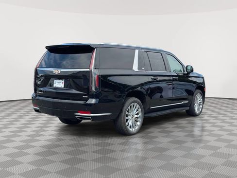 Used 2023 Cadillac Escalade ESV Premium Luxury AWD/4WD image 7