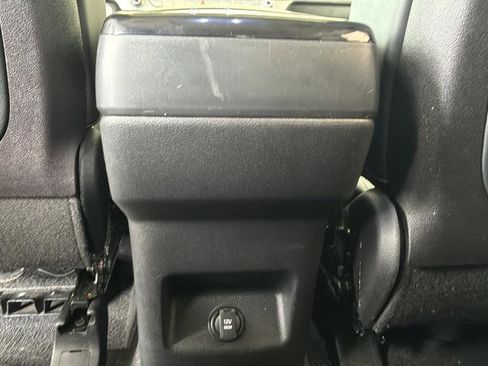 Used 2024 Kia Telluride S w/ S Sunroof Package FWD image 17