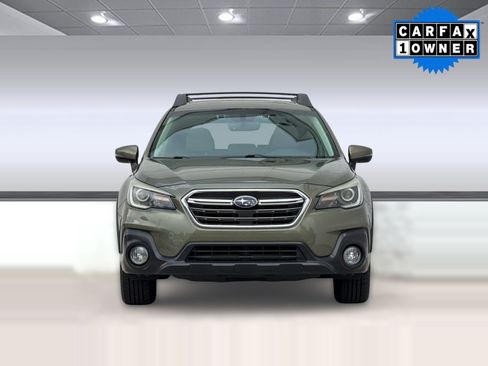 Used 2018 Subaru Outback 3.6R Limited AWD/4WD image 6