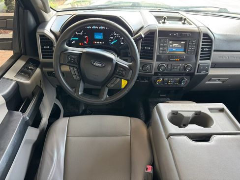 Used 2018 Ford F250 XL w/ STX Appearance Package AWD/4WD image 22