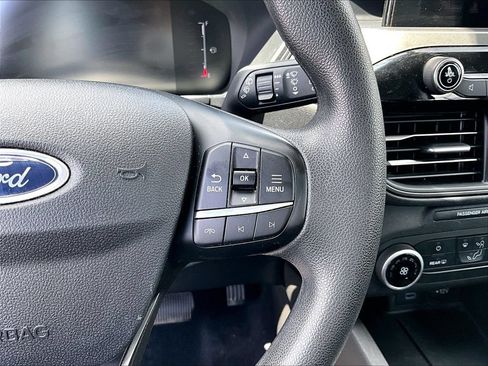 Used 2023 Ford Escape AWD image 19