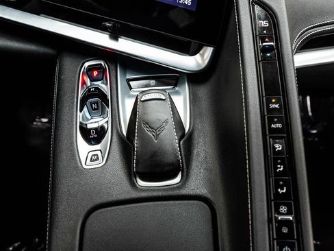 Used 2021 Chevrolet Corvette Stingray Coupe w/ 1LT image 23