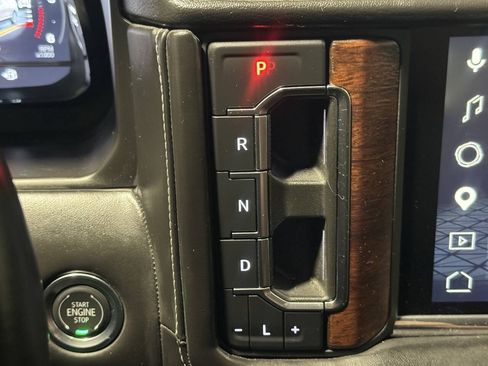 Used 2023 GMC Yukon Denali Ultimate AWD/4WD image 43