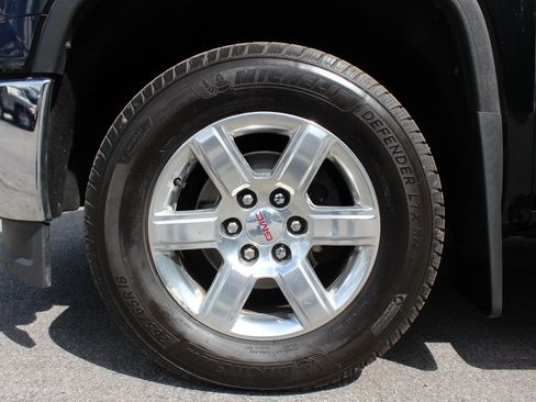 Used 2014 GMC Sierra 1500 SLT w/ Suspension Package, Off-Road AWD/4WD image 39