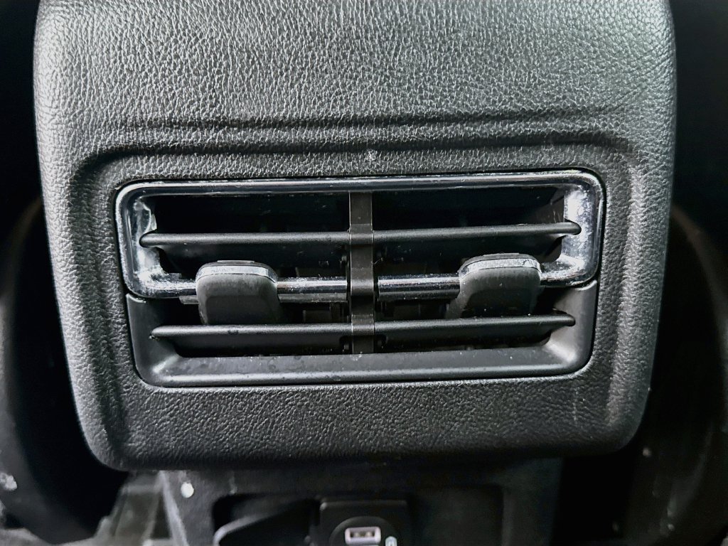 Used 2022 Lincoln Corsair FWD image 28