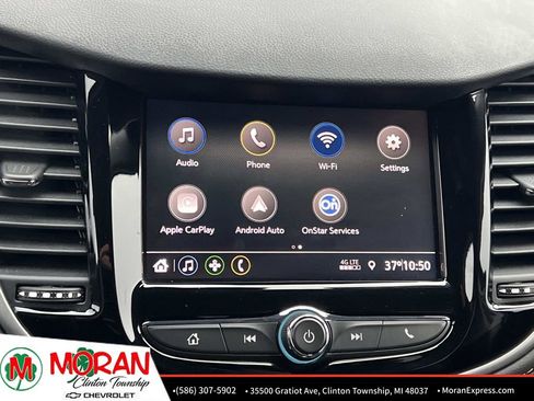 Certified 2022 Chevrolet Trax LT w/ LT Convenience Package image 20