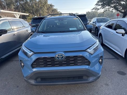 Used 2023 Toyota RAV4 AWD Hybrid image 2