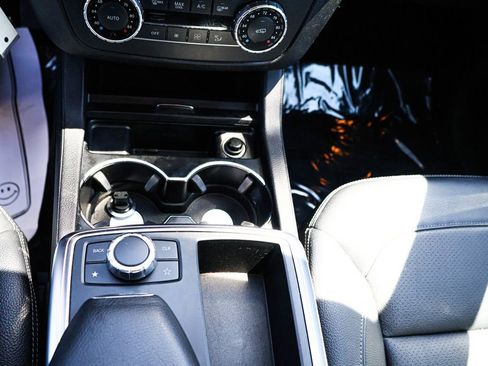Used 2015 Mercedes-Benz ML 350 4MATIC image 19