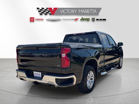 Used 2024 Chevrolet Silverado 1500 LT w/ Z71 Off-Road Package AWD/4WD image 5