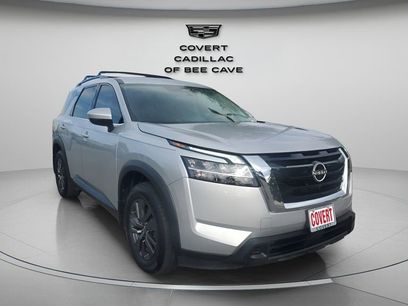 Used 2022 Nissan Pathfinder SV