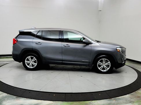 Used 2018 GMC Terrain SLE FWD image 4