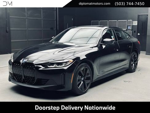 Used 2023 BMW i4 eDrive35 w/ Premium Package RWD image 1