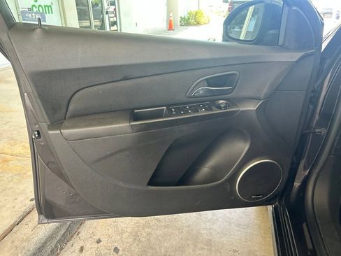 Used 2016 Chevrolet Cruze LT w/ Sun, Sound and Sport Package FWD image 36