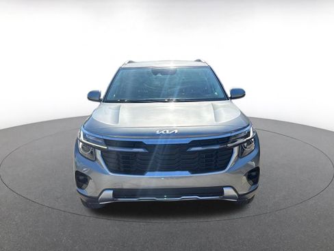 Used 2025 Kia Seltos S image 6