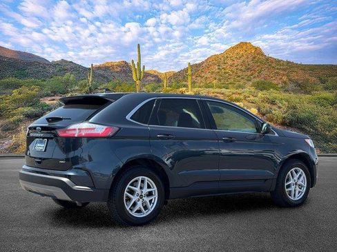 Used 2024 Ford Edge SEL AWD/4WD image 4